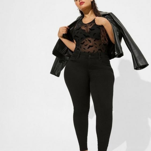 Bodysuit - Picture 5 of 6